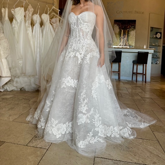 Watters Dresses & Skirts - Never Worn Wedding Dress